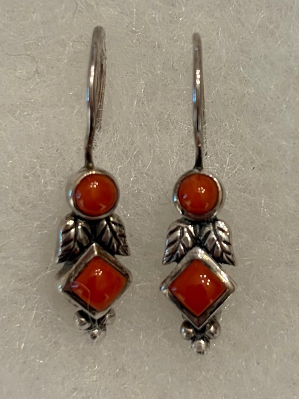 Rare Vintage Silpada Sterling Silver Red Coral Stone Earrings W0885